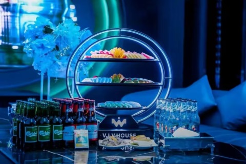 塔城KTV招促销员！宝贝们快来报名